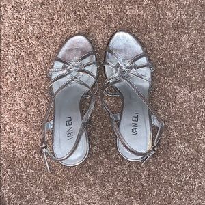 Vaneli Heels SIZE 4 1/2